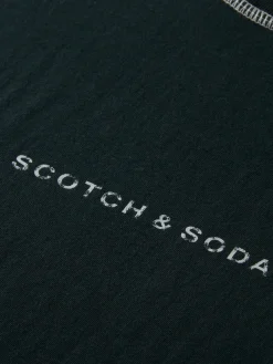 Fashion Essential - logo front chest t-shirt T-shirts & Polo Shirts|Essentials