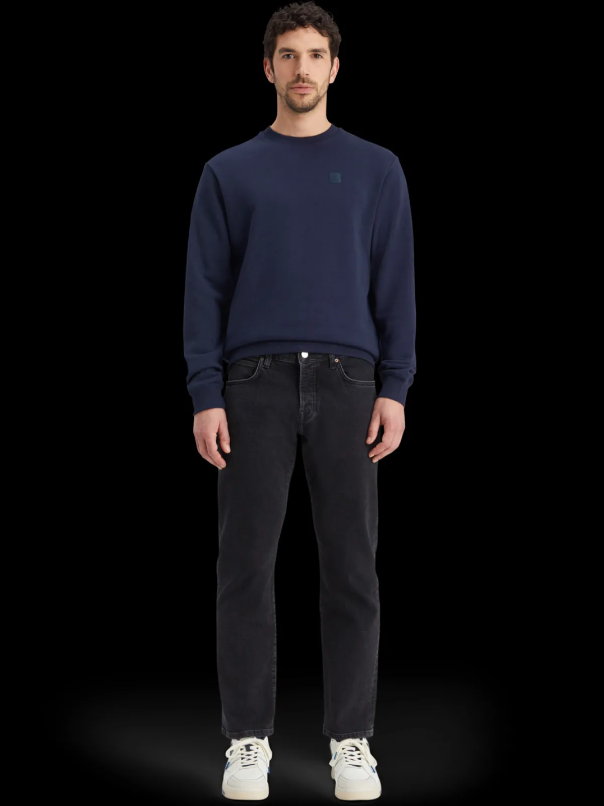 Fashion Essential - LOGO SWEATSHIRT Sweatshirts & Hoodies|Essentials
