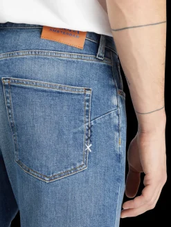 Discount Essential THE ZEE STRAIGHT FIT JEANS   BLUE MOVES Jeans|Essentials