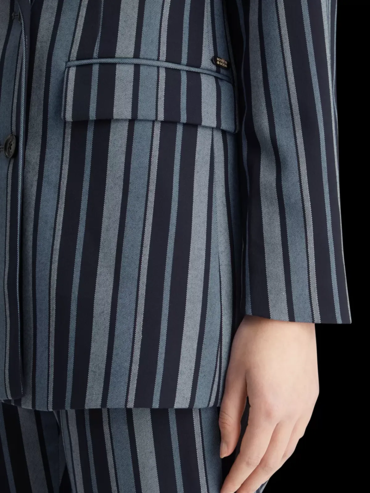 Online Fitted double breasted striped blazer Women Blazers