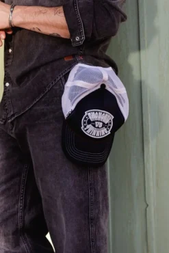 Hot JOE JONAS X SCOTCH SODA EMBROIDERED ARTWORK TRUCKER CAP Hats, Scarves & Gloves|Joe Jonas