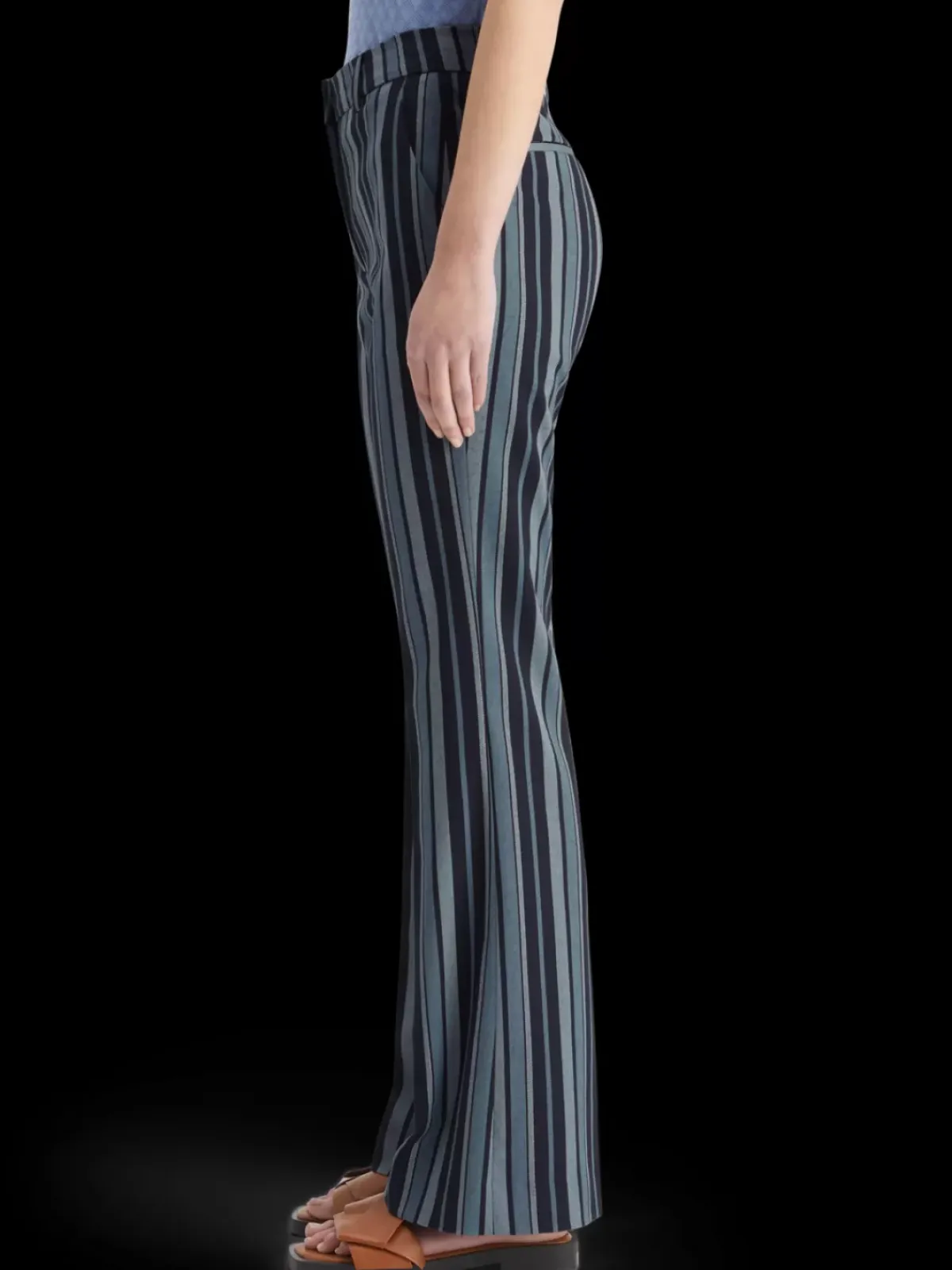 Clearance Violet kick flare pant Women Pants